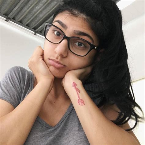 mia khalifa new pics|Mia Khalifa Porn Pics